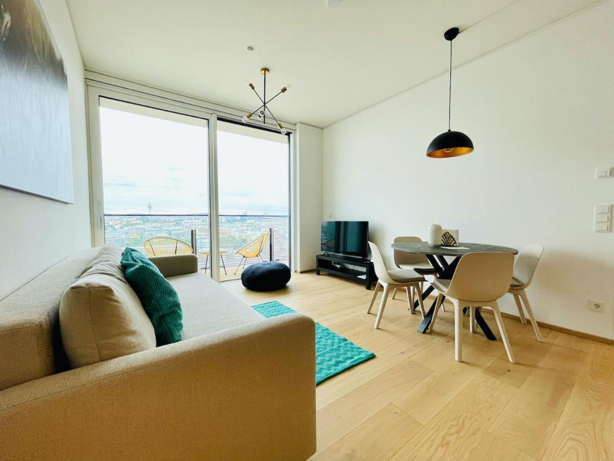 Triiiple Level 20 - Sonnenwohnen Apartment Mit Parkplatz Und Fantastischem Ausblick Wiedeń Zewnętrze zdjęcie